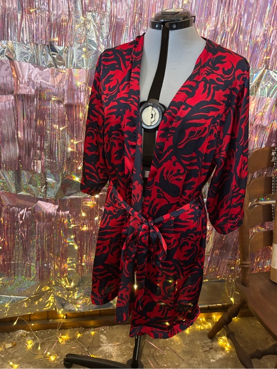 Other - Vintage Satin Robe with Tie Waist